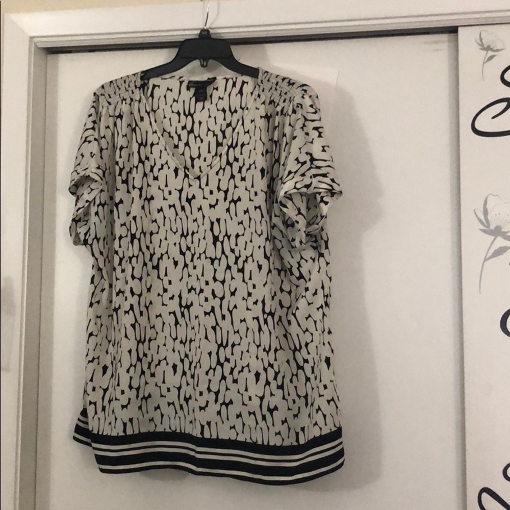 Dressy black and white top